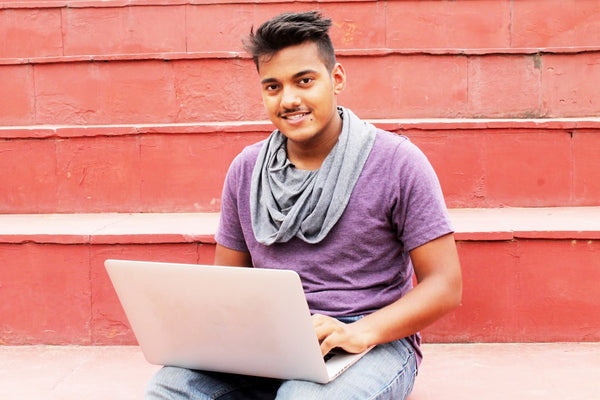Freelancing 101: How to Get Your First Client on Upwork or Fiverr as an Engineering Student